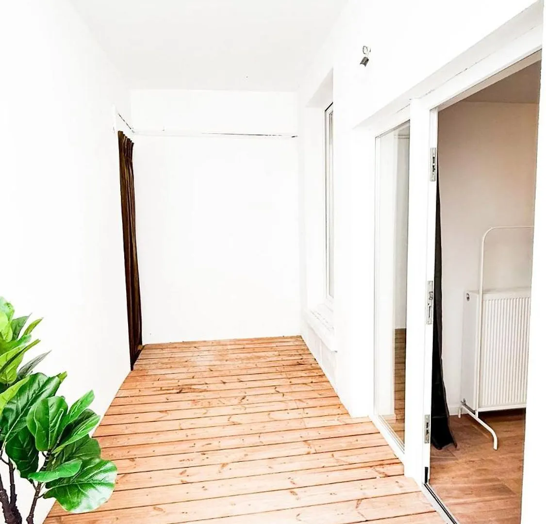 Hébergement de vacances Stylish Home On The Waterfront Near Antwerp Historic Center